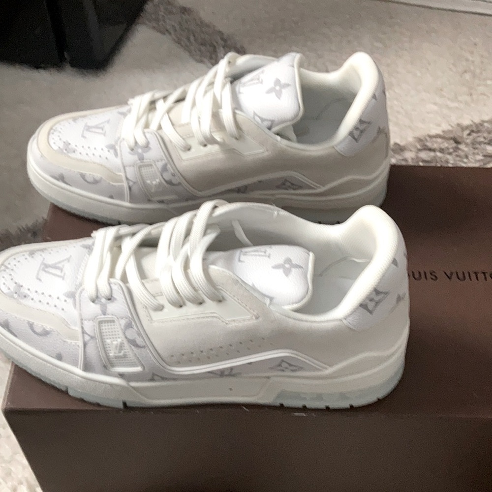 Brand new White Louis Vuitton shoes,size 9